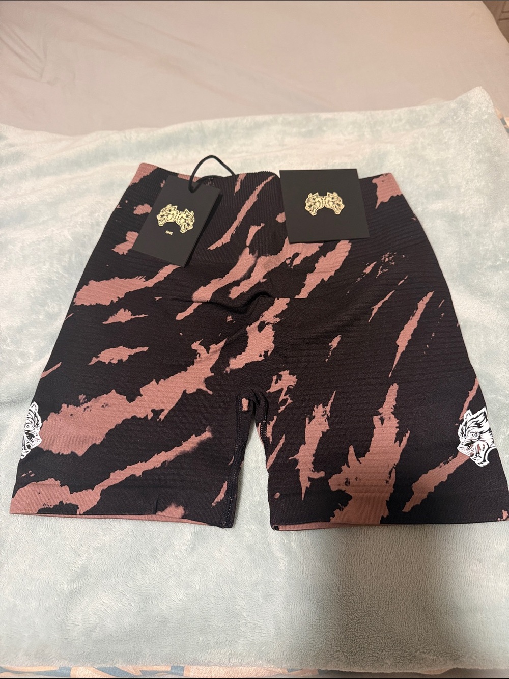 Wolves Forever Everton Valencourt Shorts. Purple Dusk Native Camo size Small NWT